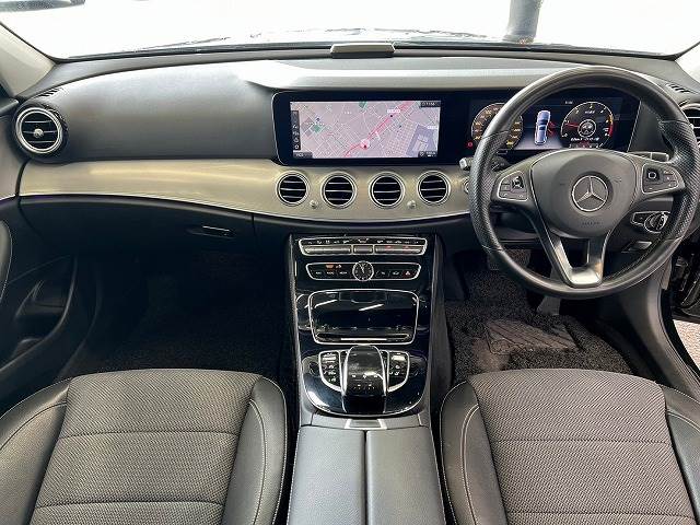 E-CLASS StationwagonE 220 d ステーションワゴン アバンギャルド 内装他