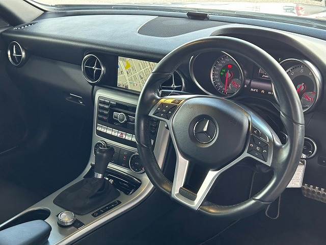 SLK-CLASSSLK200 エクスクルーシブ RHD 内装他