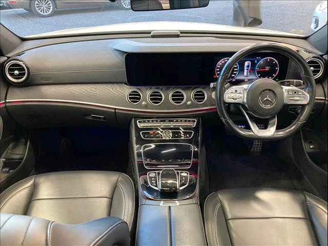 E-CLASS StationwagonE220 d アバンギャルドAMGライン 内装他