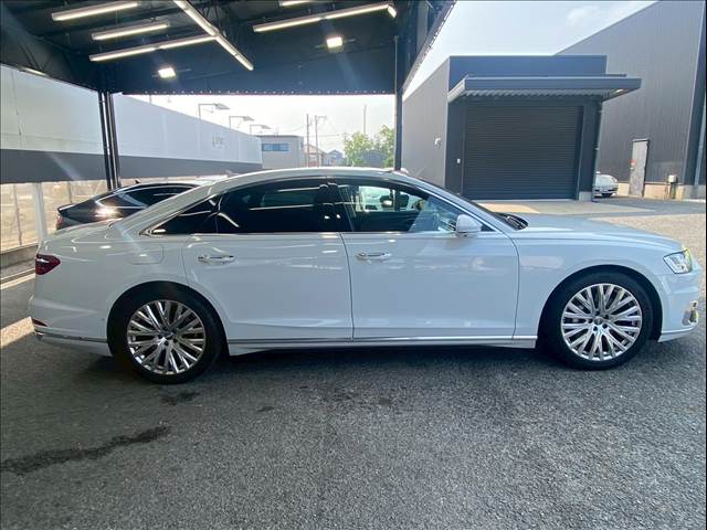 アウディ A8の画像15