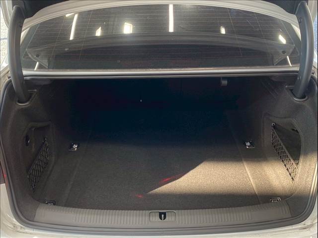 アウディ A4の画像18