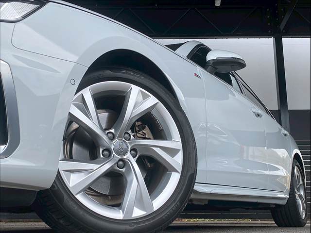 アウディ A4の画像19