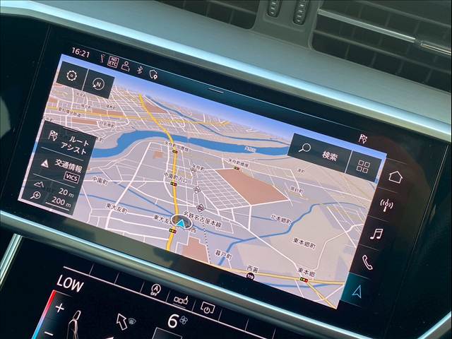 アウディ A6の画像3