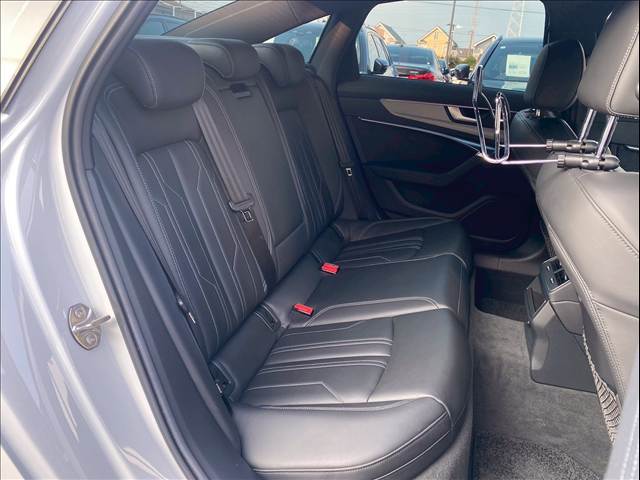 アウディ A6の画像6