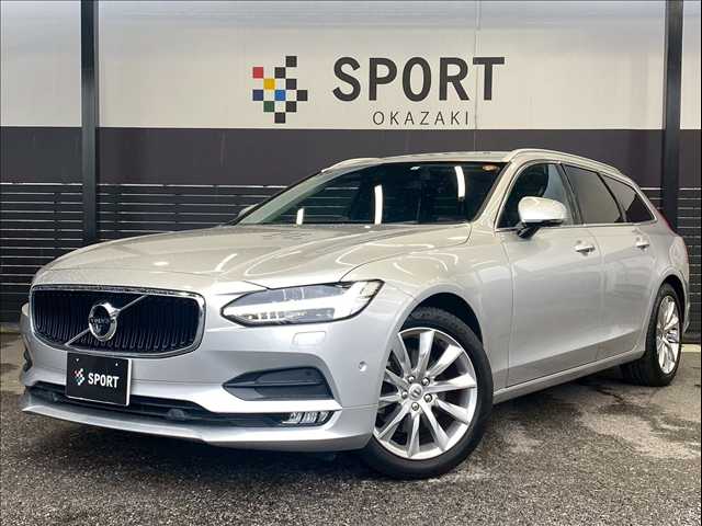 ボルボV90T5 Momentum