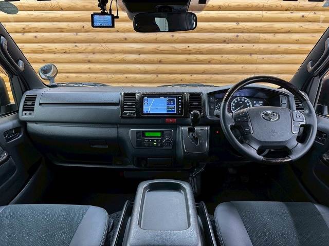 ハイエースバンロングボディスーパーGL　ダークプライム2 内装他