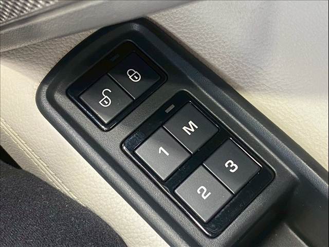 ジャガー XEの画像10