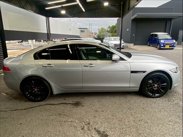 ジャガー XEの画像15