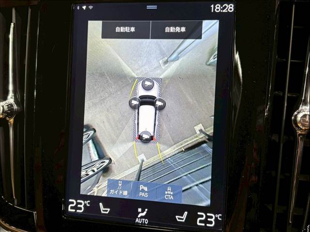 V60T5 Momentum 内装他