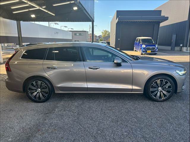 ボルボ V60の画像15