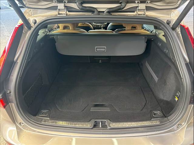 ボルボ V60の画像18