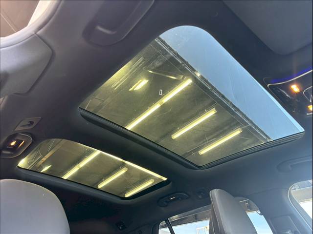 C-CLASS StationwagonC 200 アバンギャルド AMGライン ISG搭載モデル 内装他