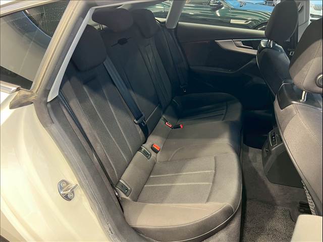 A5 Sportback35 TDI advanced 内装他