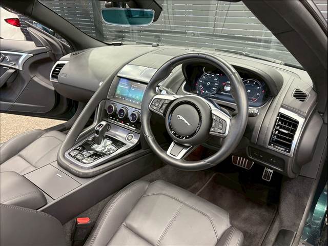 ジャガー F-TYPEの画像3