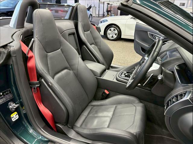 ジャガー F-TYPEの画像6