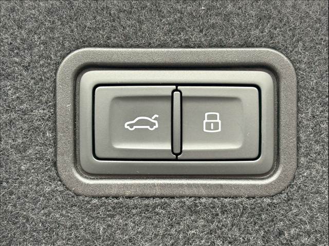 アウディ A8の画像11