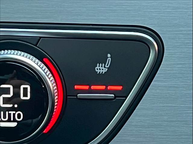 アウディ A4の画像8