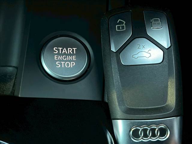 アウディ A4の画像11