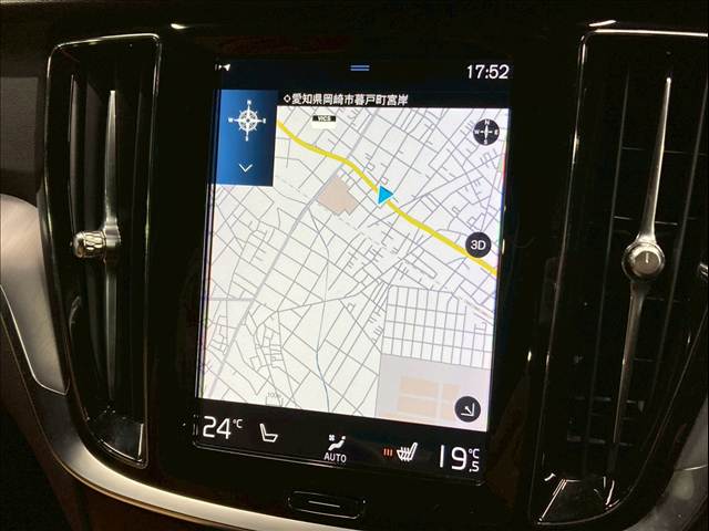 S60T4 Momentum 内装他