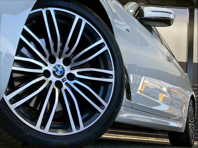 BMW 5Series Sedanの画像19