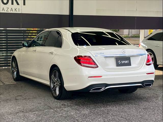 メルセデス・ベンツ E-CLASS Sedanの画像17