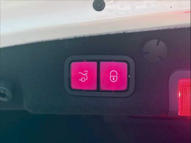 メルセデス・ベンツ C-CLASS Sedanの画像10