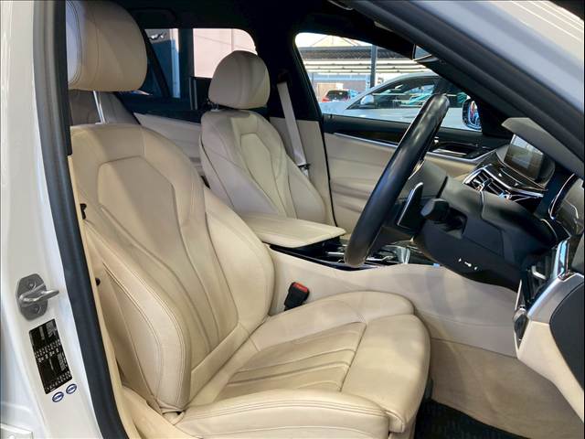 5Series Touring523d M Sport 内装他