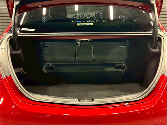 メルセデス・ベンツ C-CLASS Sedanの画像18