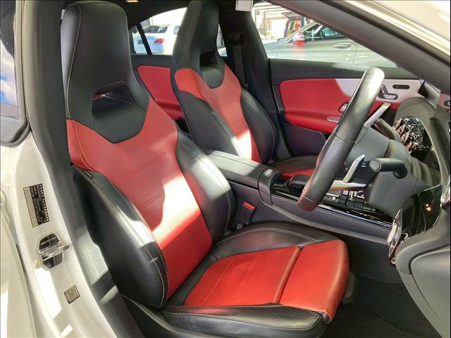 CLA-CLASSCLA 200 d AMGライン 内装他