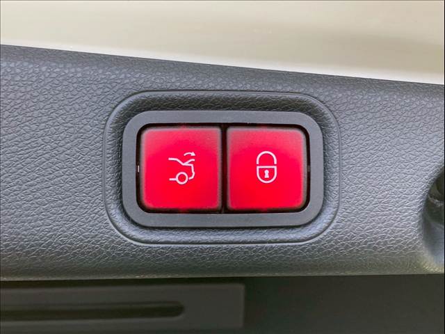 メルセデス・ベンツ E-CLASS Sedanの画像10