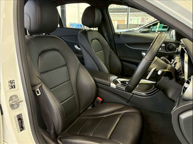 C-CLASS SedanC 220 d AMGライン 内装他
