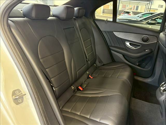 C-CLASS SedanC 220 d AMGライン 内装他