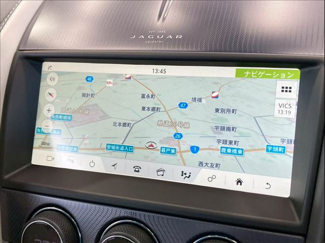 F-TYPER-DYNAMIC P300 内装他