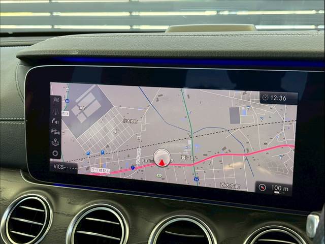 E-CLASS SedanE 220 d アバンギャルド AMGライン　エクスクルーシブパッケ 内装他