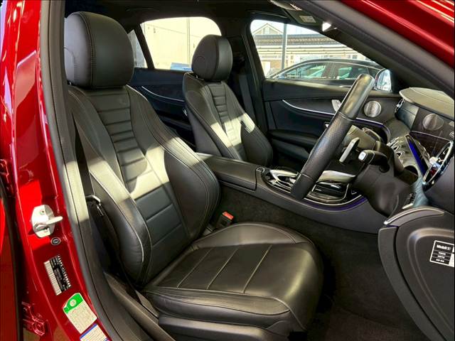 E-CLASS SedanE 220 d アバンギャルド AMGライン　エクスクルーシブパッケ 内装他