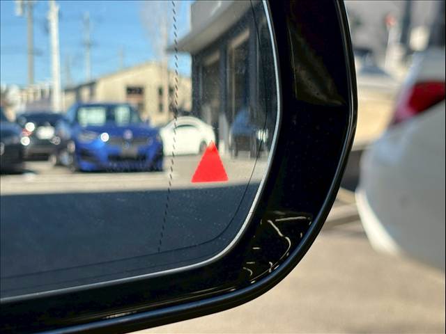 メルセデス・ベンツ E-CLASS Sedanの画像9