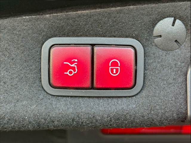 メルセデス・ベンツ C-CLASS Sedanの画像8