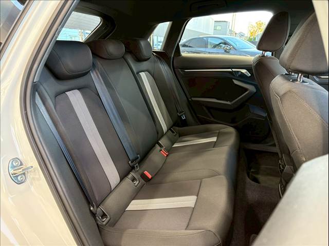 A3 Sportback30 TFSI advanced 内装他