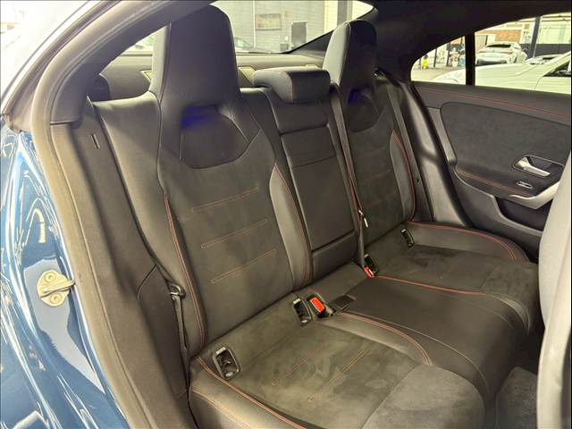CLA-CLASSCLA 200 d AMGライン 内装他