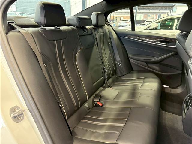 5Series Sedan523d M Sport ハイラインパッケージ 内装他
