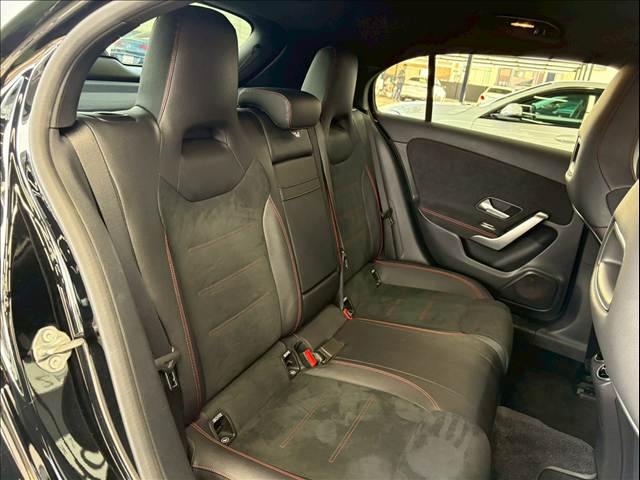 A-CLASSA180スタイル AMGライン 内装他
