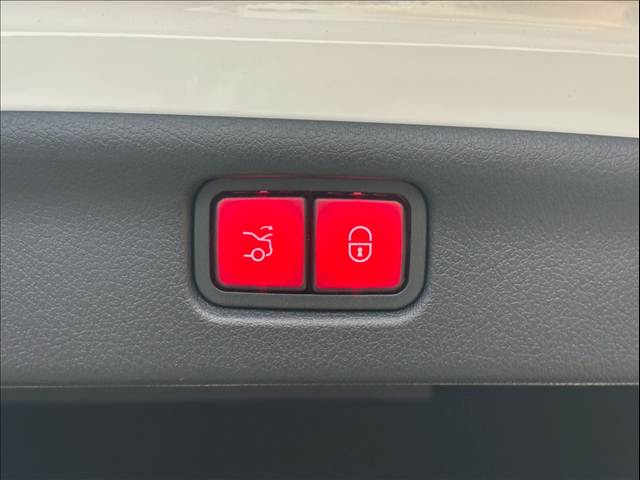 メルセデス・ベンツ&nbsp;C-CLASS Sedanの画像11