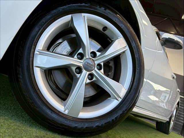 アウディ&nbsp;A4の画像19