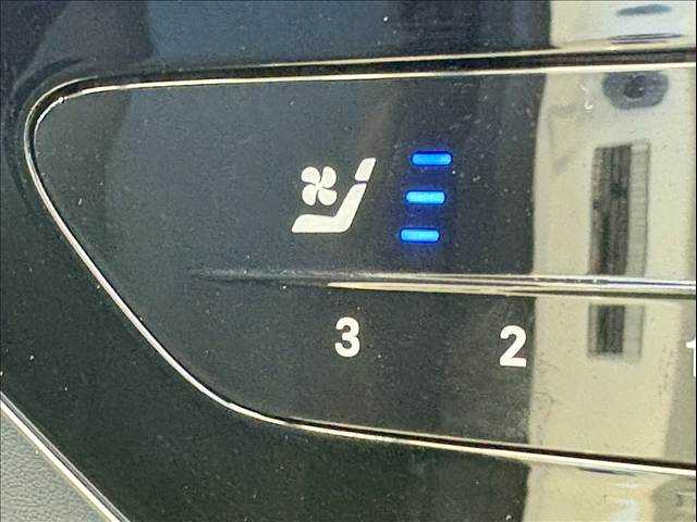 メルセデス・ベンツ E-CLASS Sedanの画像10