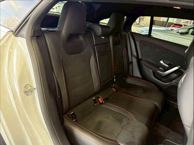 CLA-CLASS Shooting Brake□CLA 200 d シューティングブレーク AMGライン 内装他