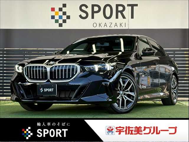 BMW 5Series Sedan □523d xDrive M Sport 外観