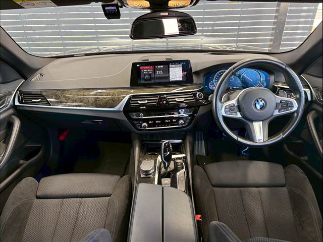 BMW 5Series Touringの画像3