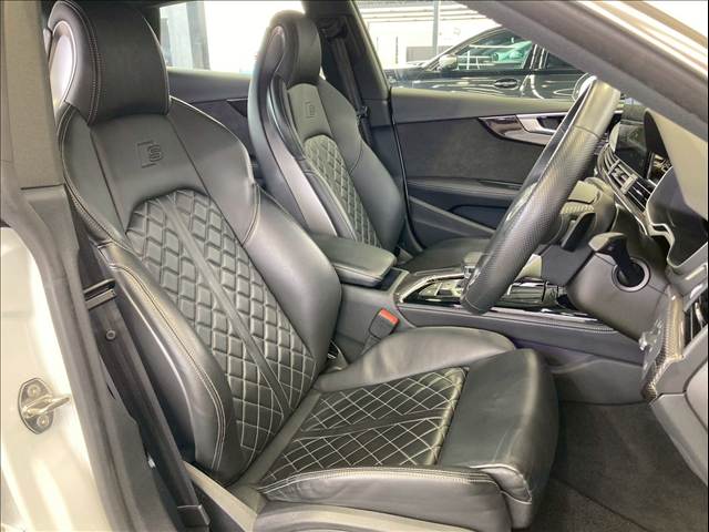 S5 Sportbackベースグレード 内装他