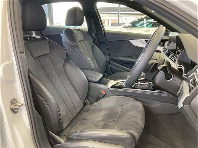 A4□Black Style PLUS 内装他