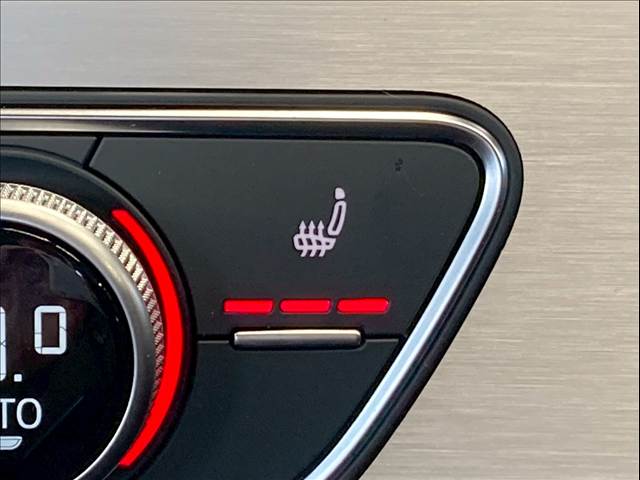 アウディ A4の画像10